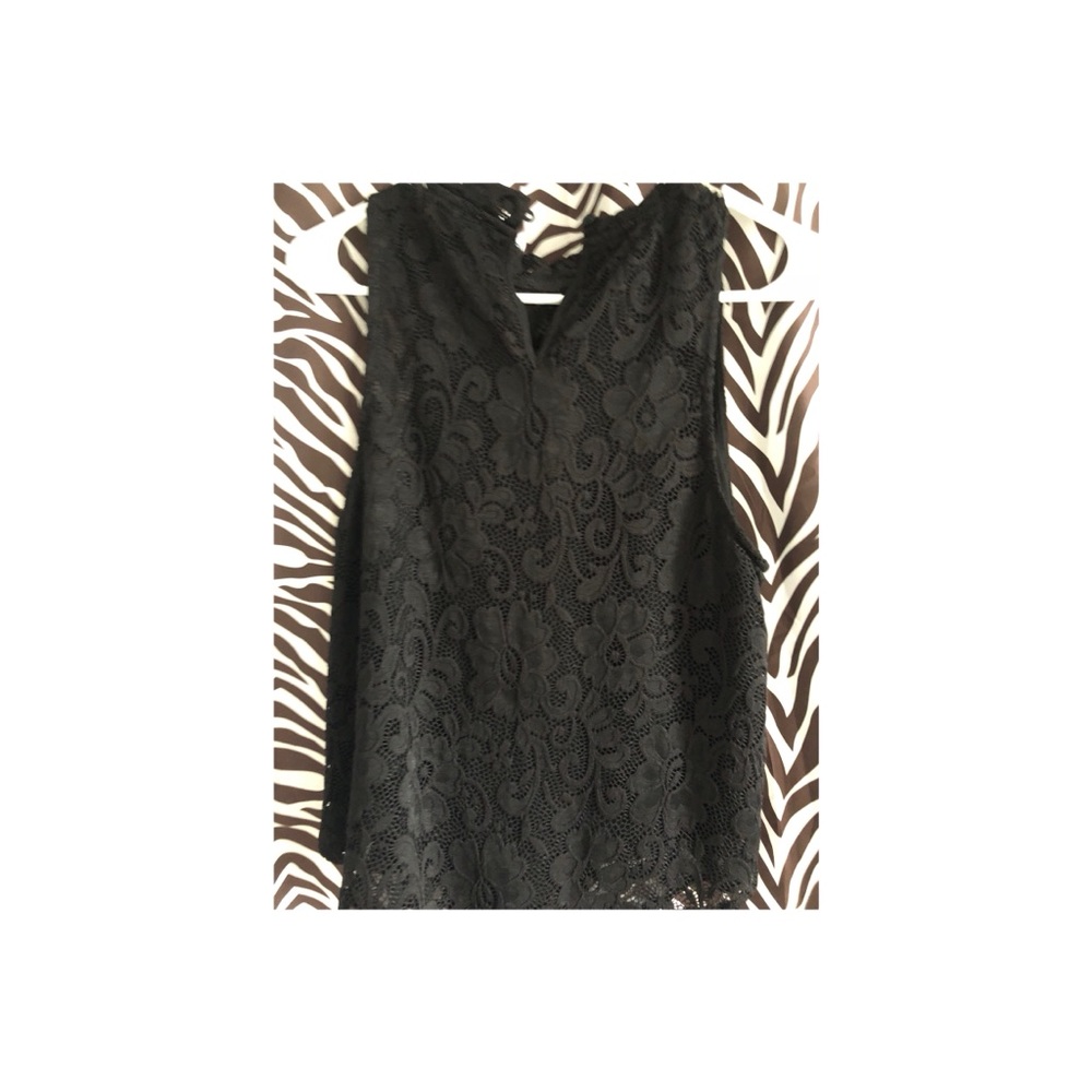 Flowy Black Semi Crop Top
